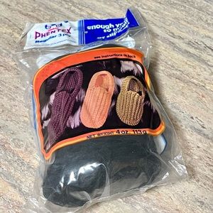 New bundle of 4-Phentex yarn for slippers